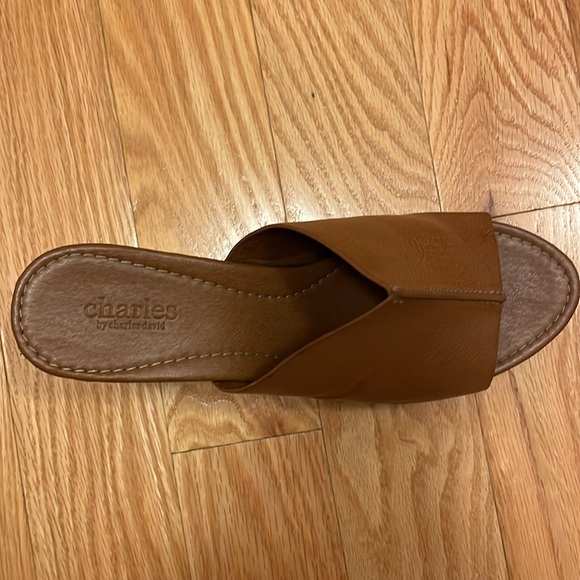 Shoes - Picture 2 of 3